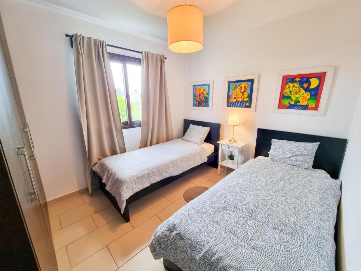 Light House Apartment ラルナカ エクステリア 写真